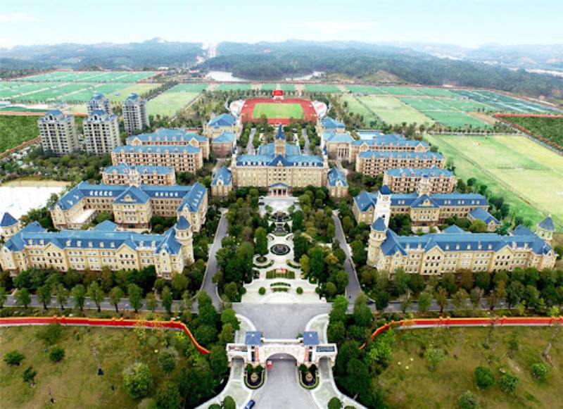 Evergrande Football School 