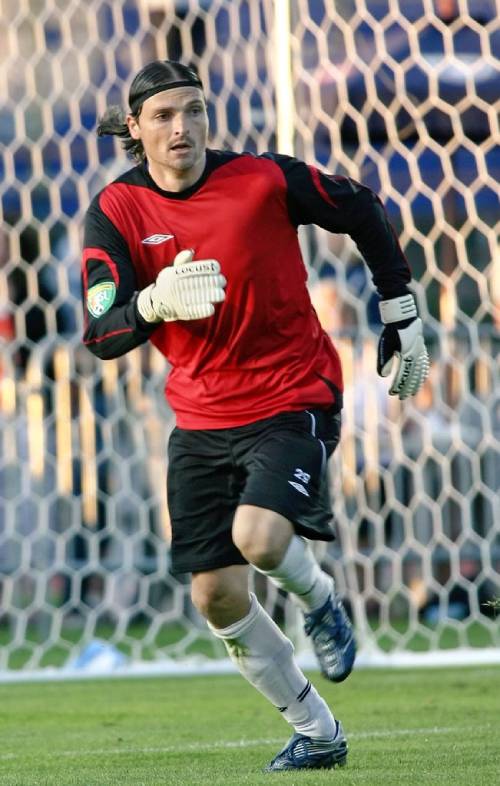 Lutz Pfannenstiel – “Ông vua 6 châu lục” không ngán thử thách