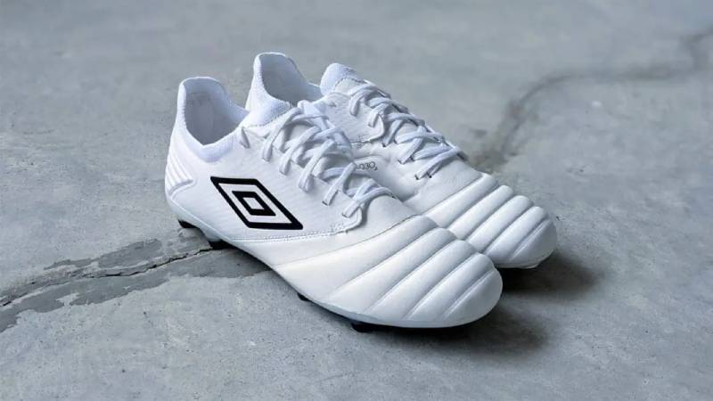 shoe soccer Umbro